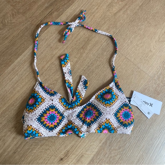Hurley Other - Hurley Women's Crochet Diamonds Scoop Halter Bikini Top